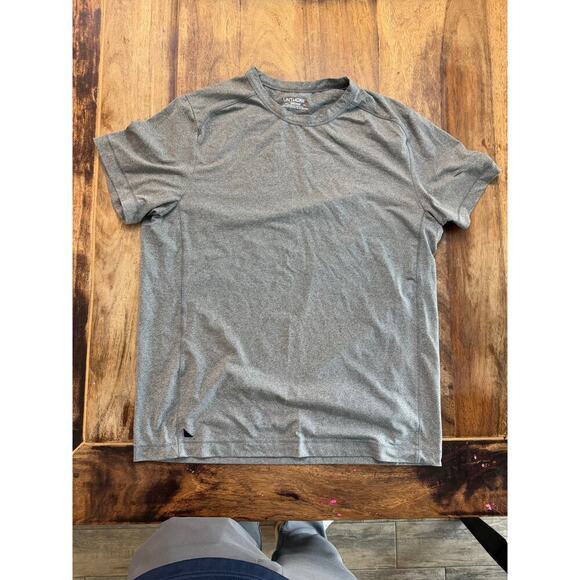 UNTUCKit Men's Gray Short Sleeve Crew Neck Performance T-Shirt Size Medium - Picture 4 of 7